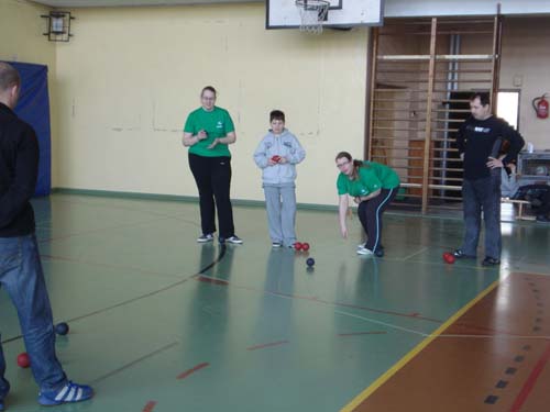 II ZAWODY BOCCI 12marca 2011 (18)